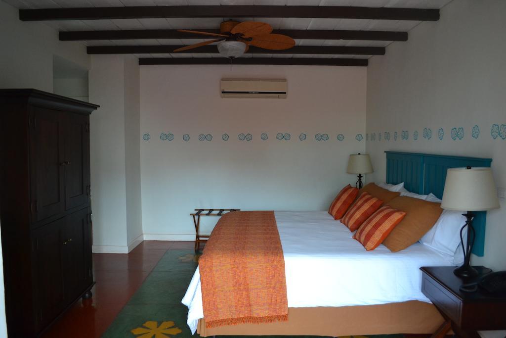 Hotel Isla De Флорес Номер фото